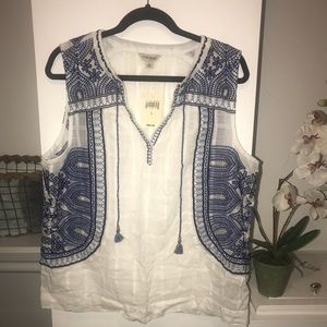 LUCKY BRAND WHITE WITH NAVY BOHEMIAN BLOUSE